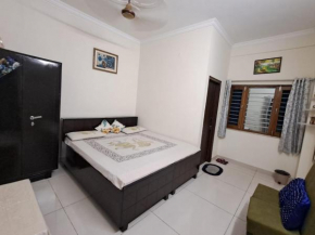 Pavitra Homestay near premnagar